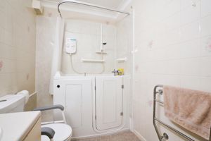 BATHROOM- click for photo gallery